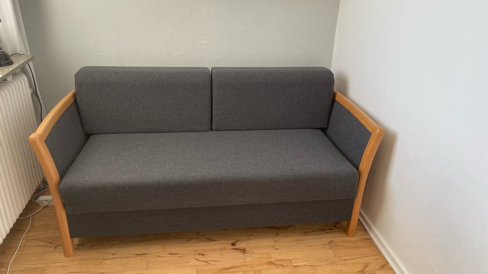 Sovesofa b: 140 l: 200 h: 68