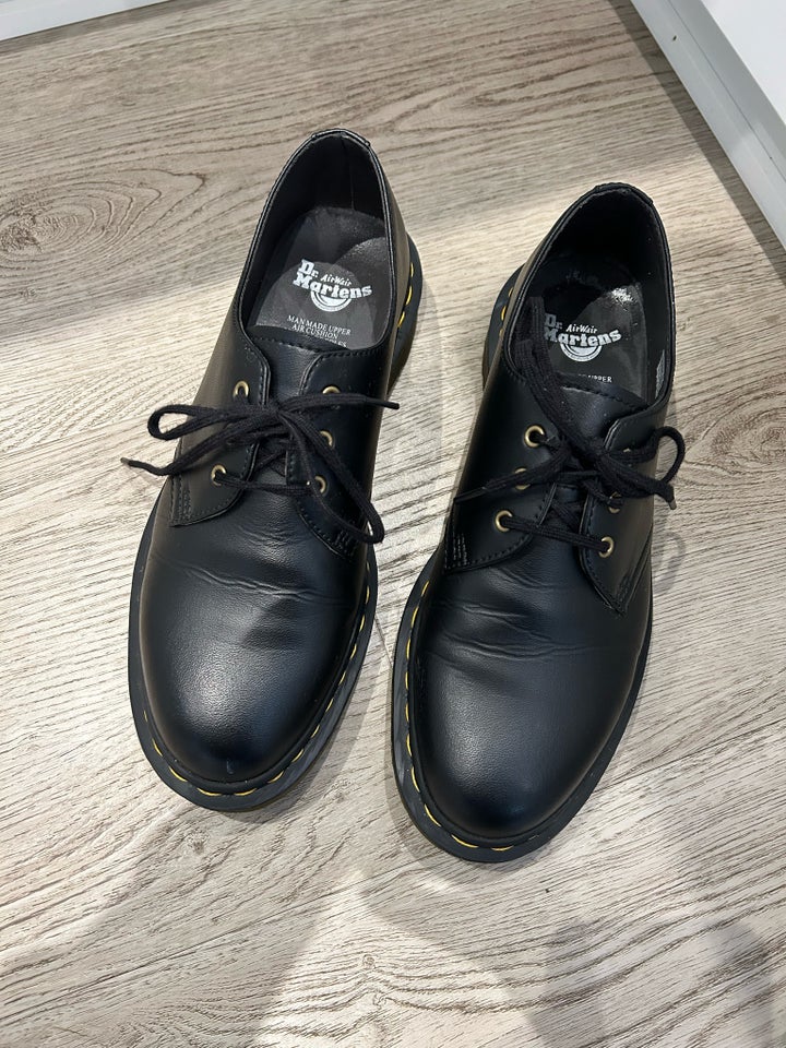 Anden damesko, str. 40, Dr. Martens