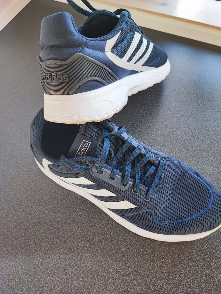 Sneakers, Adidas, str. 44