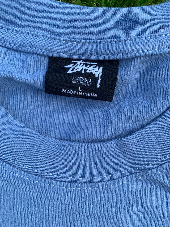 T-shirt Stussy str L