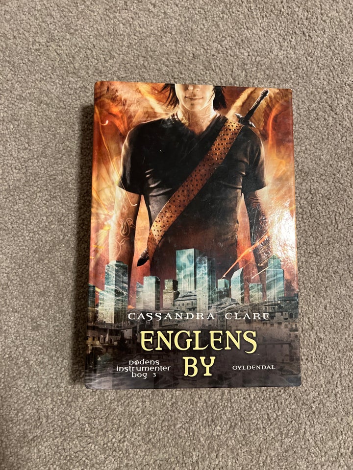 Englens by, Cassandra Clare