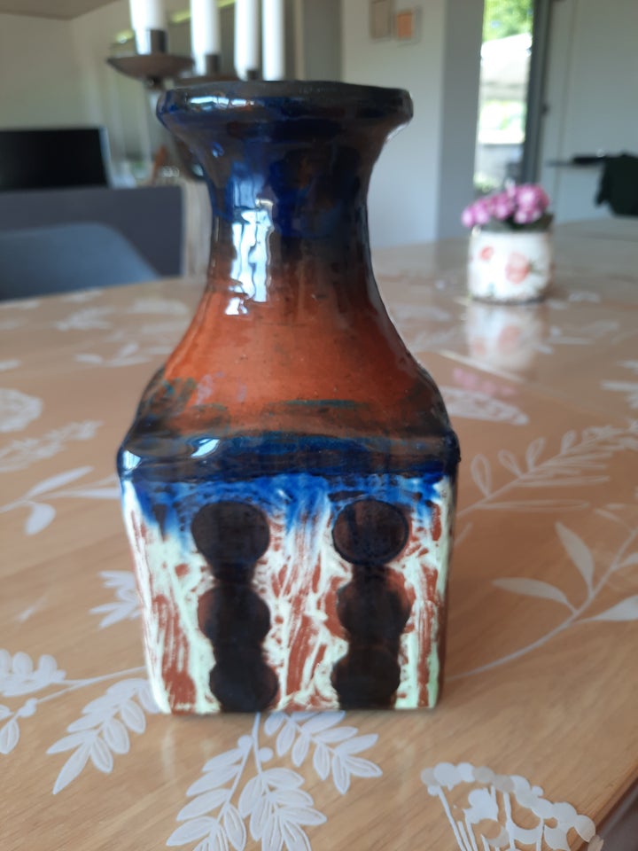 Vase Keramik  75 år gl