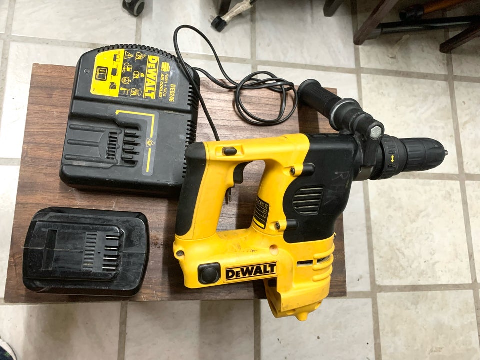 Borehammer, Dewalt