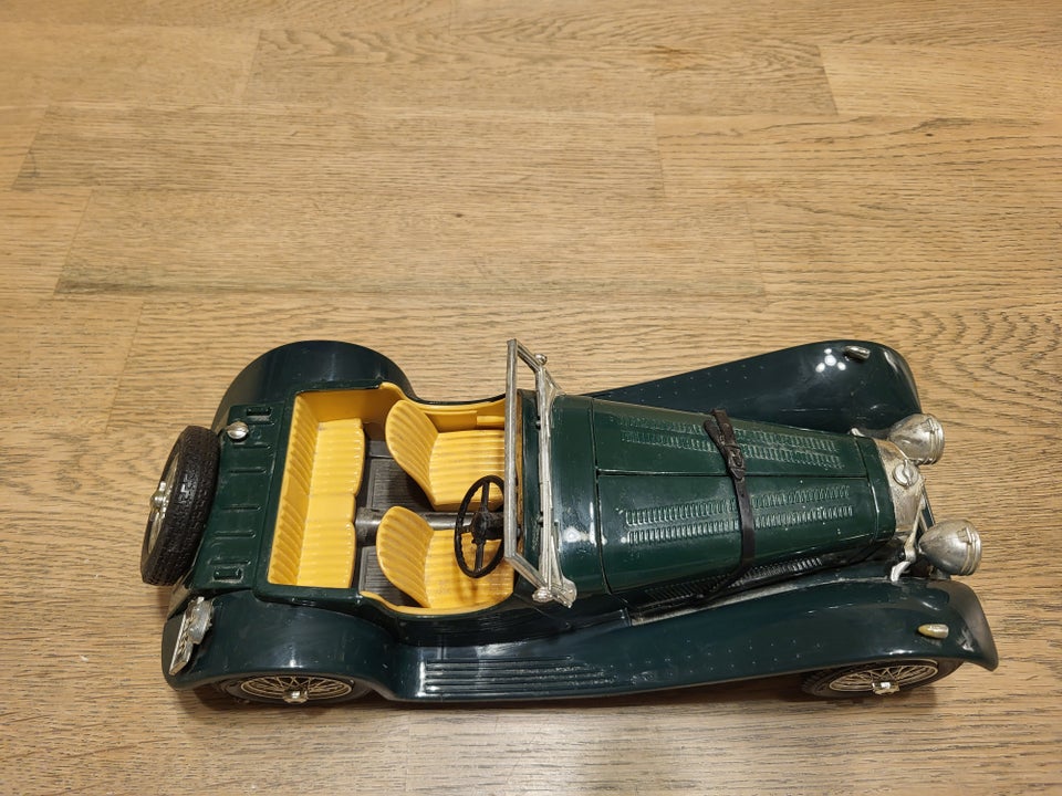 Modelbil, Jaguar SS 100 - 1937,