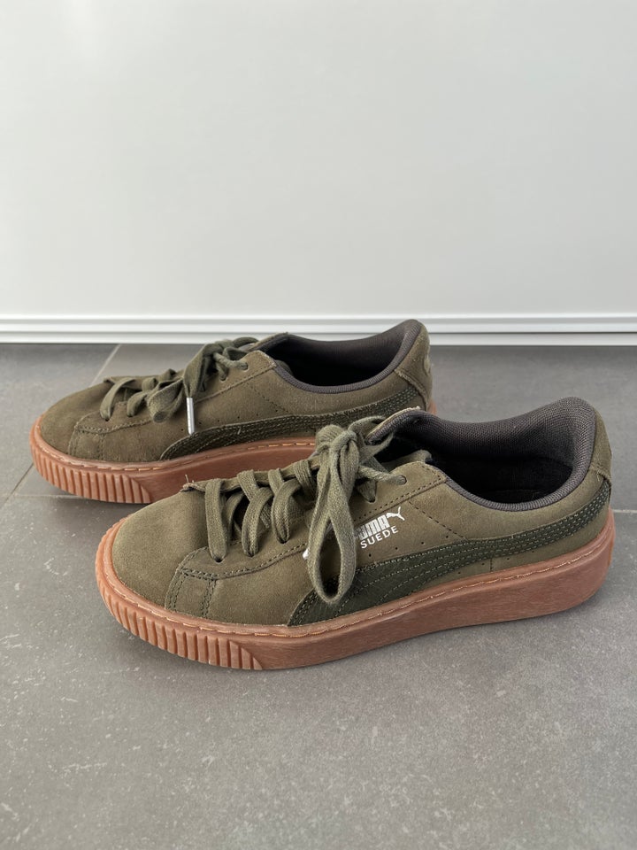 Sneakers, str. 38,5, Puma Suede