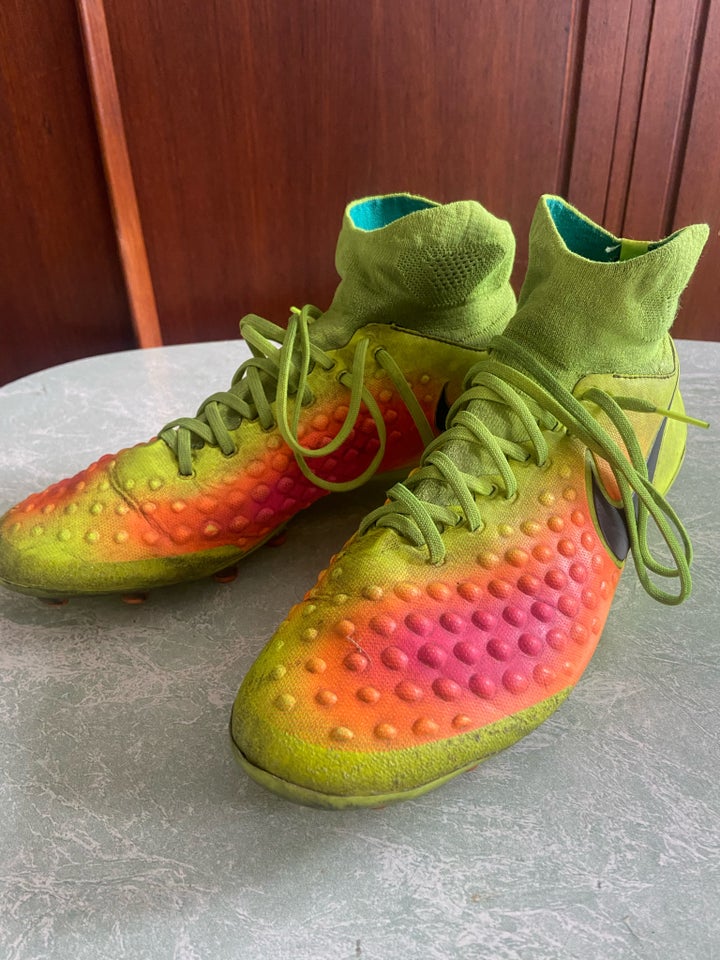 Fodboldstøvler Nike magista