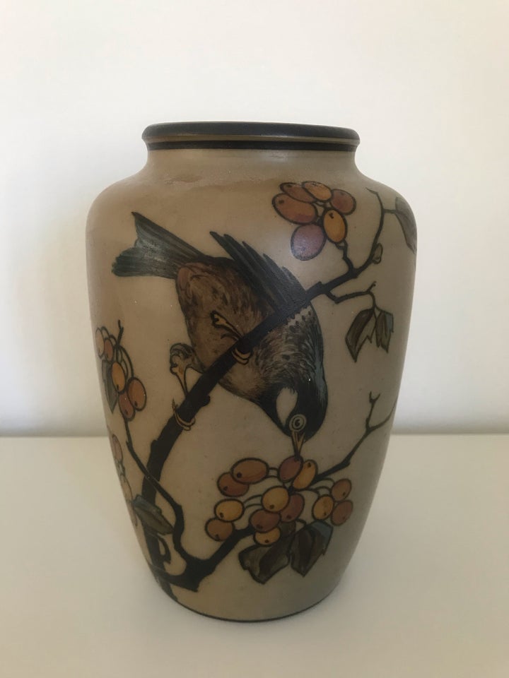 Keramik vase L Hjorth Bornholm