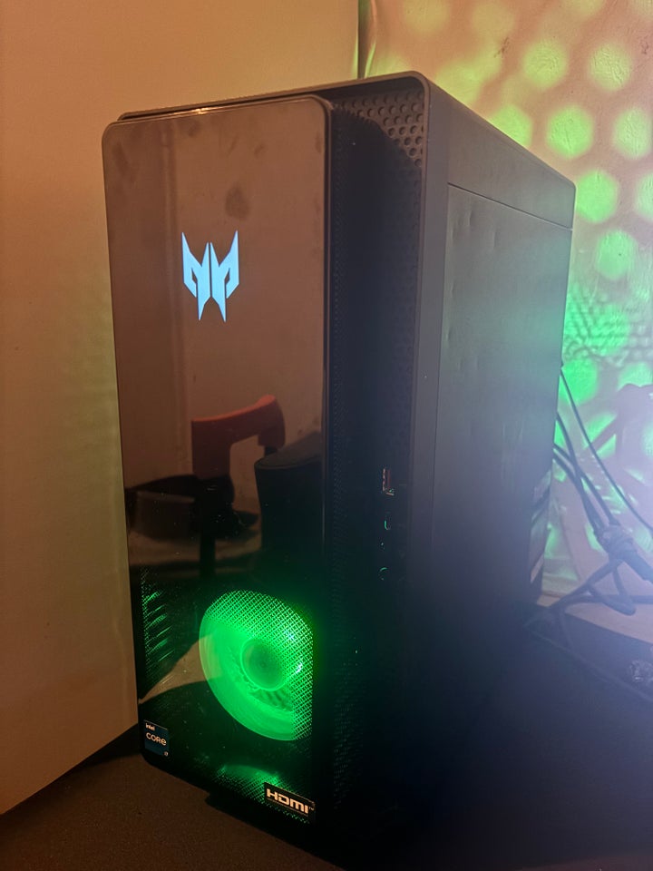 Acer Predator PC, William TS, år