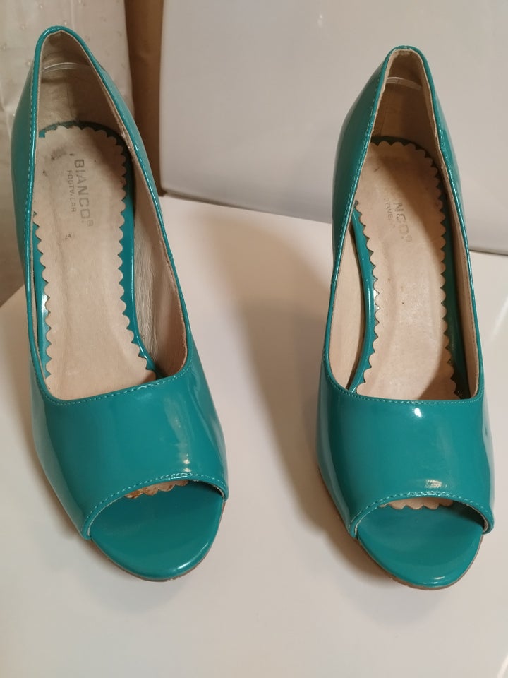 Pumps, str. 39, Bianco