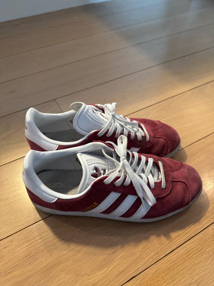 Sneakers, Adidas gazelle, str. 40