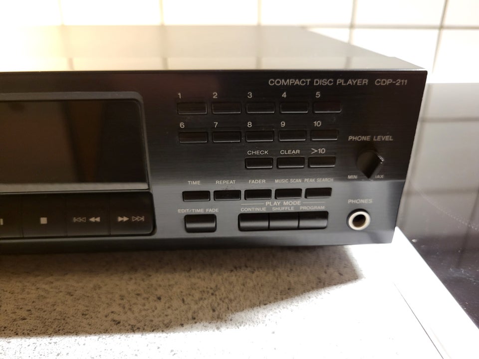 CD afspiller, Sony, CDP-211