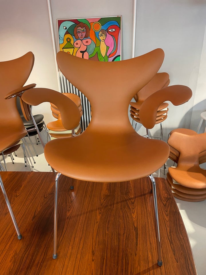 Arne Jacobsen, Liljen 3208,