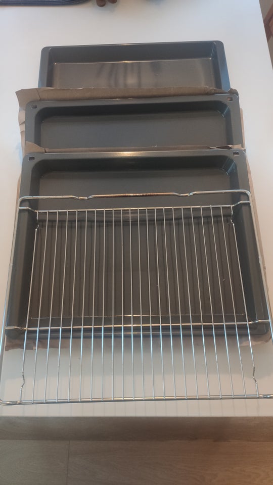 Oven trays