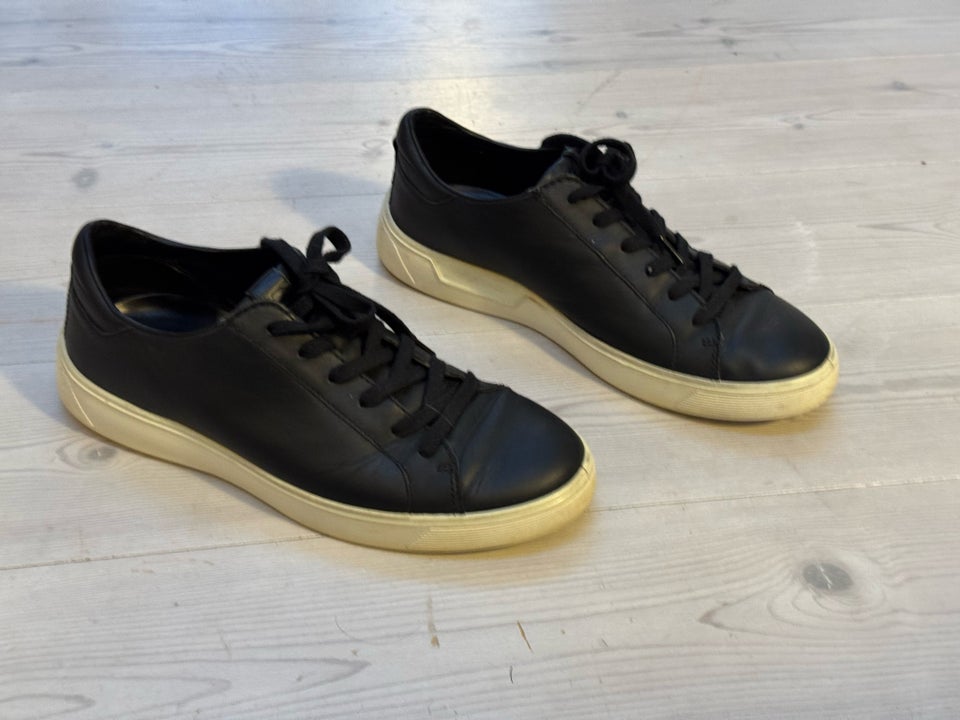 Sneakers, Ecco, str. 43