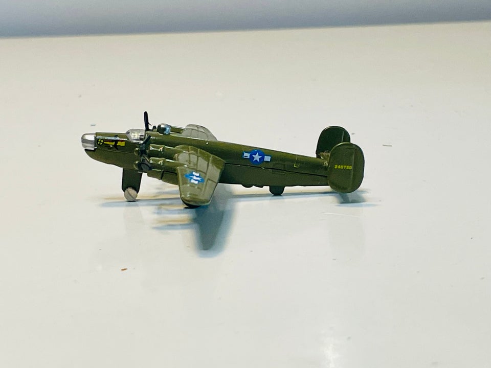 Modelfly B-24 Bomber Liberator,