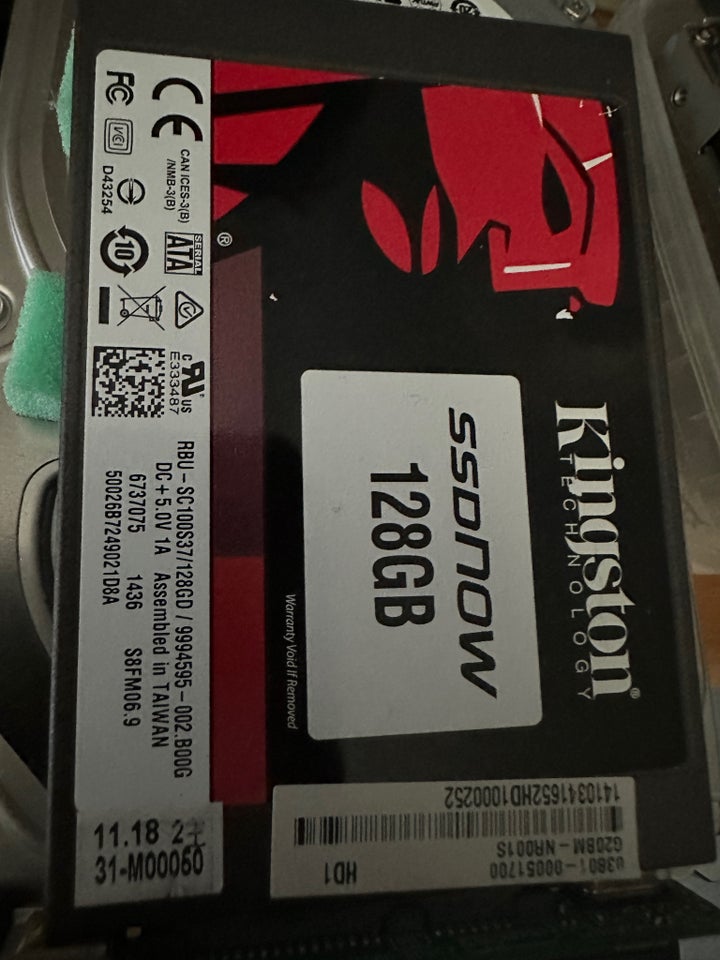 Kingston, 128 GB, Perfekt