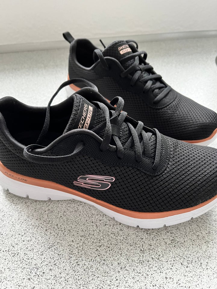 Sportssko, str. 37, Skechers