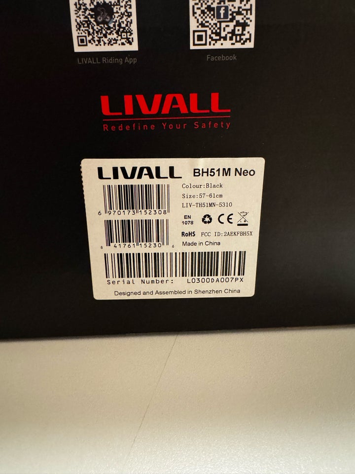 Cykelhjelm, Livall BH51M Neo