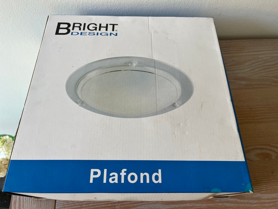 Plafond, Bright design