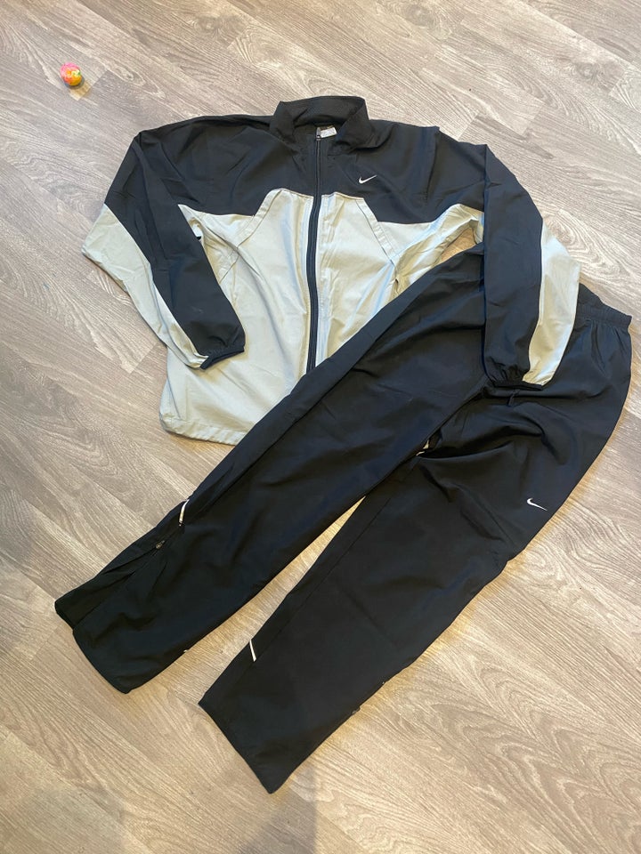 Løbetøj Nike str Medium