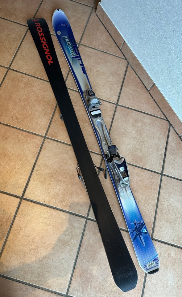 Alpinski, Rossignol, str. 146 cm