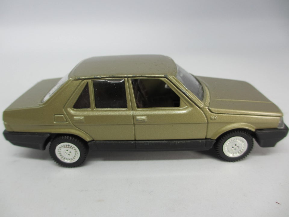 Modelbil, Polistil Fiat Regata,