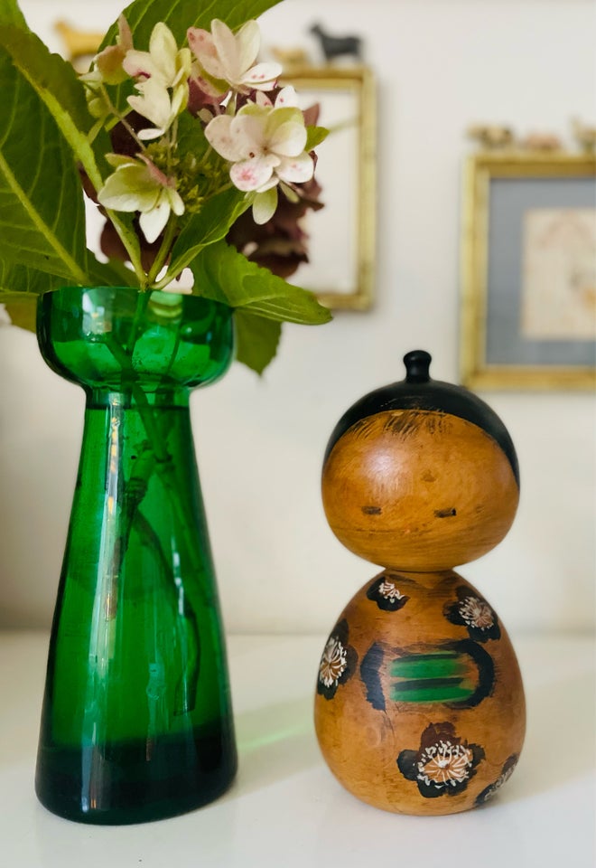 Dukker Kokeshi