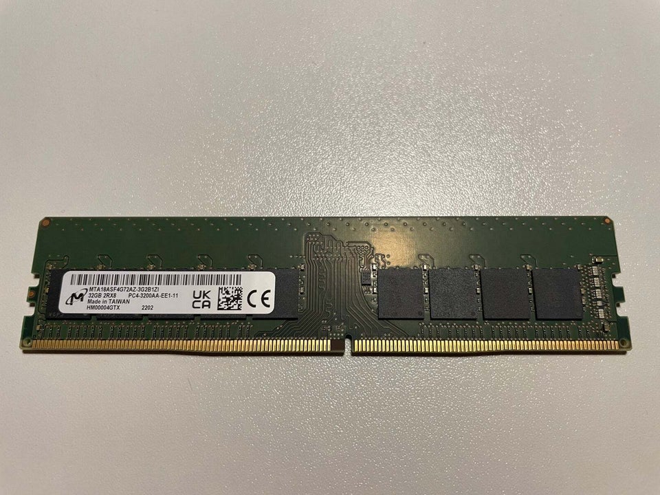 Crucial 32GB DDR4 SDRAM