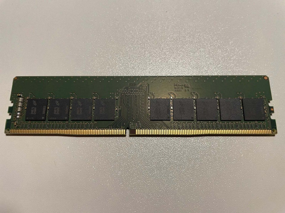 Crucial 32GB DDR4 SDRAM