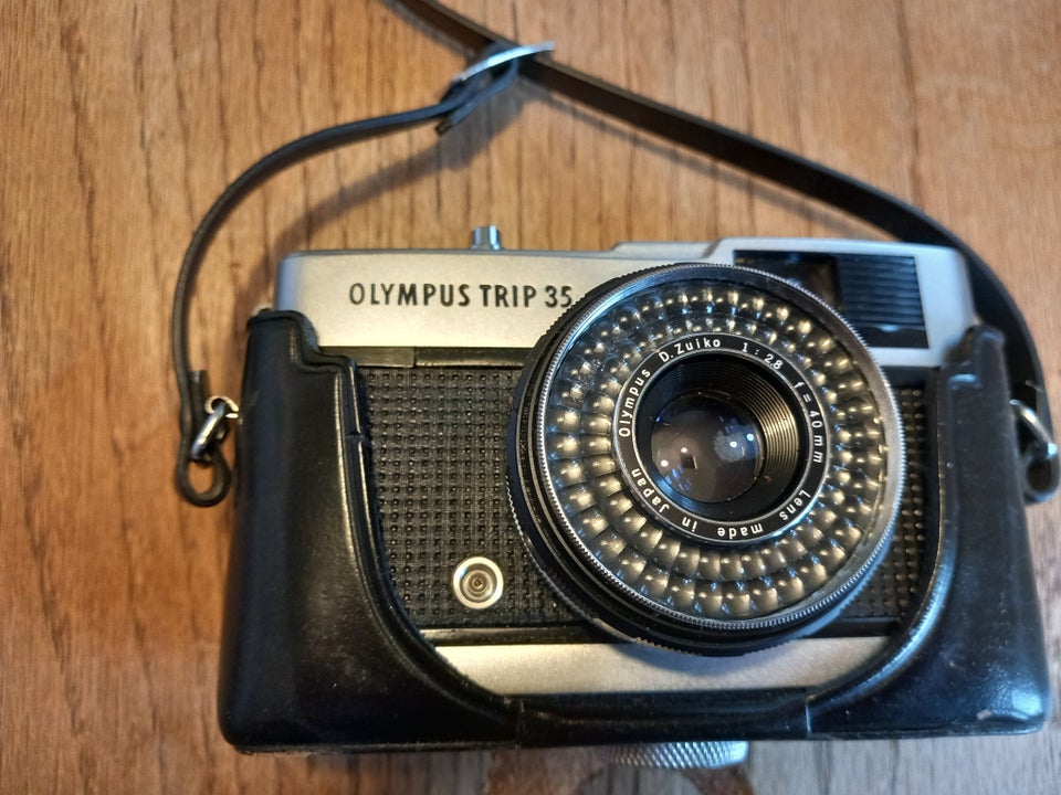 Olympus, Trip 35