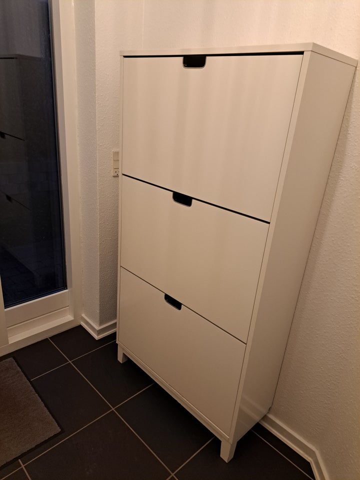 Skoskab, Ikea, b: 79 d: 29 h: 148