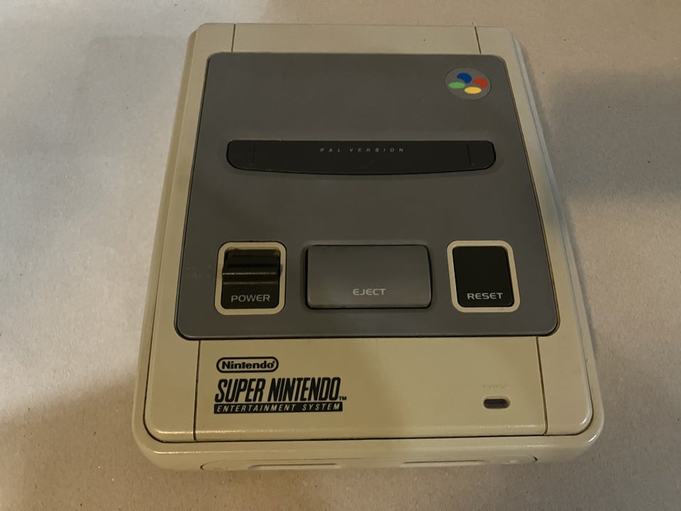 Nintendo SNES, God