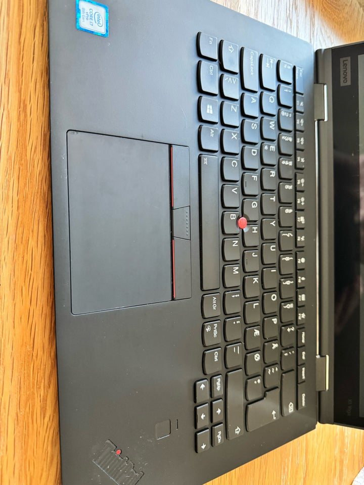 Lenovo X1 Yoga 3rd Gen, 1.90 GHz, 8 GB