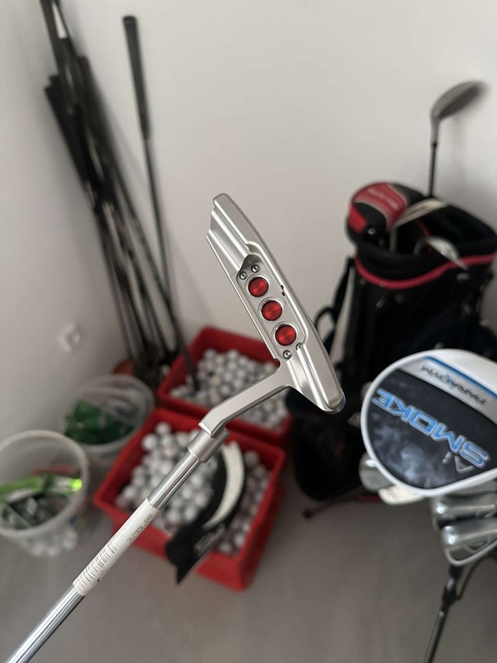 Andet Scotty Cameron