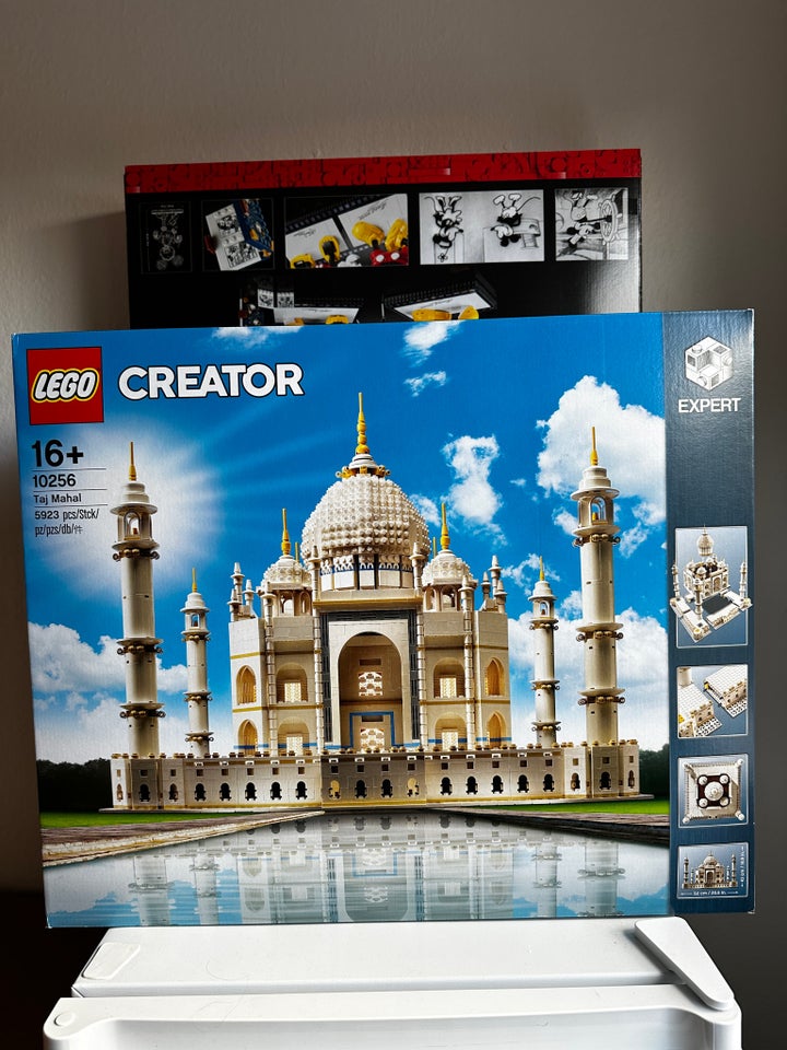 Lego Creator, Lego // 10256