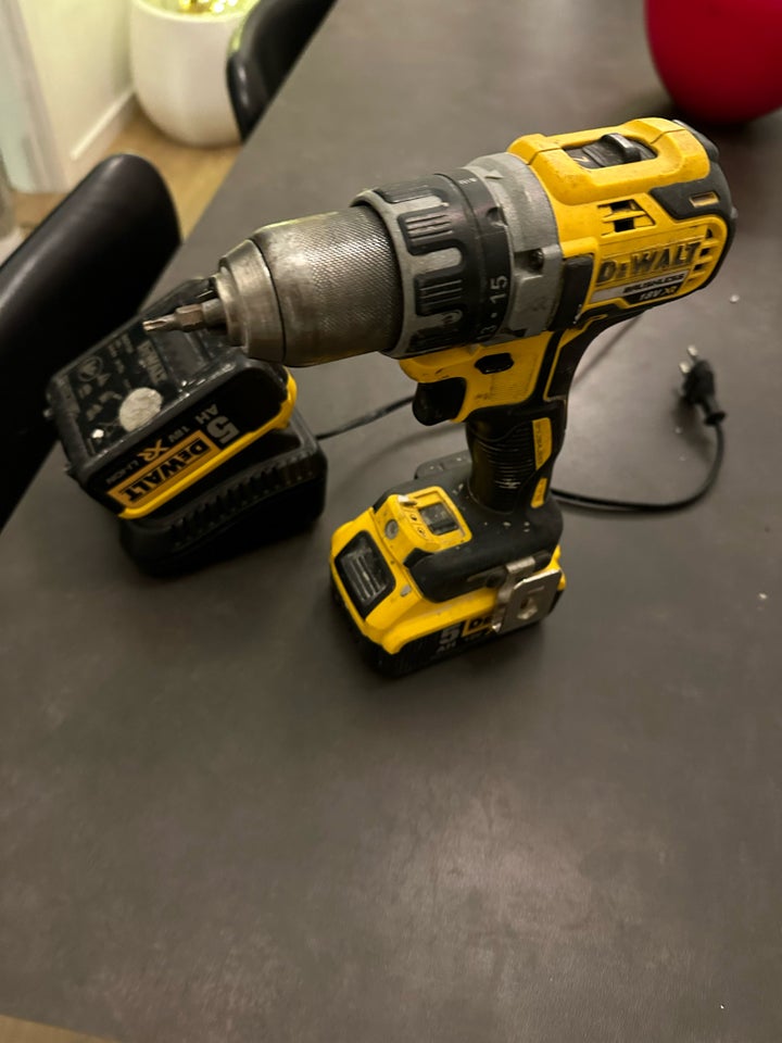 Skruemaskine, DeWalt