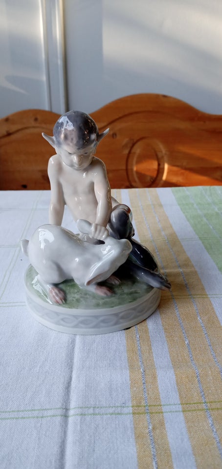 Figur faun, Kongelig