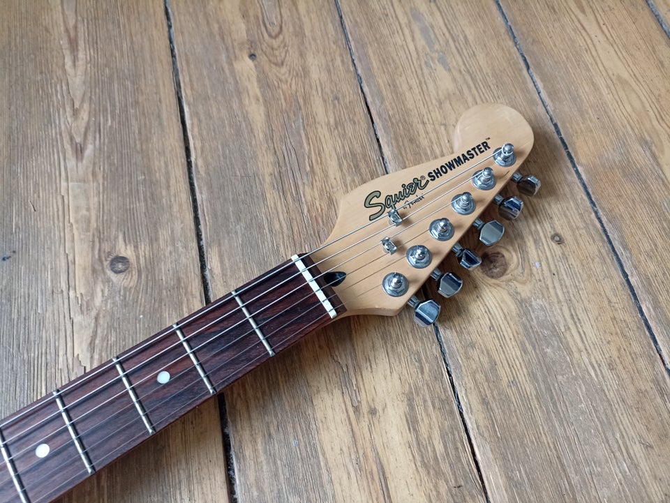 Elguitar, Squier Showmaster