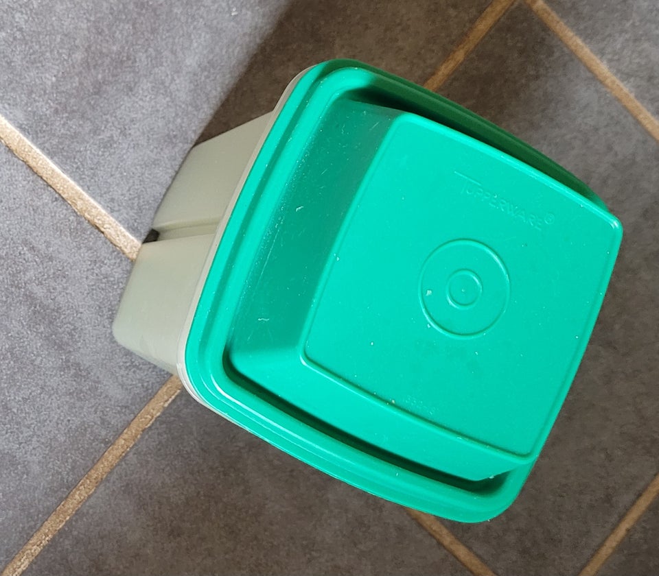 Rødbede hejs, Tupperware