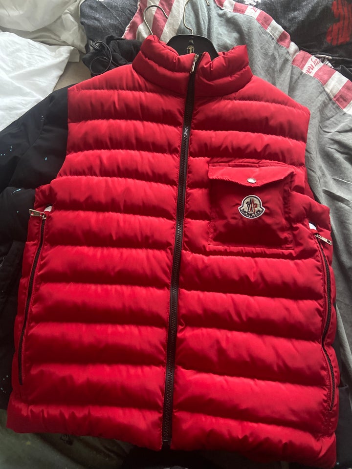 Vest, str. M, Moncler