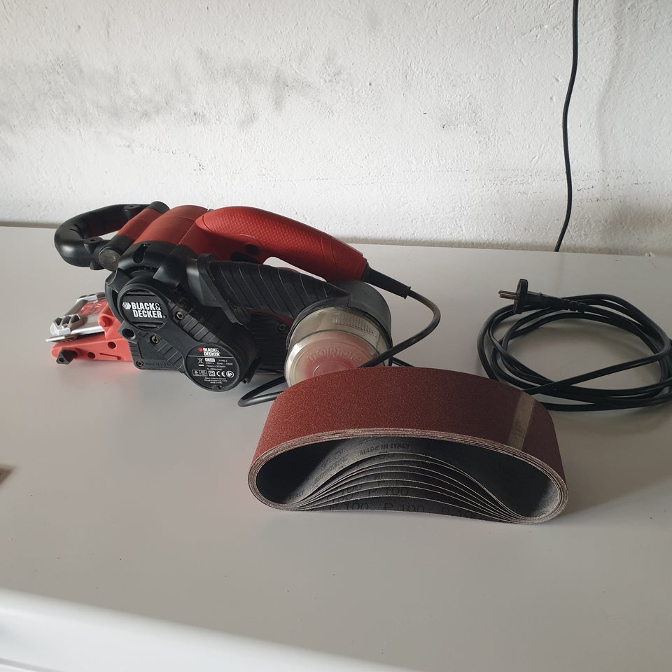 Båndpudser Black  Decker