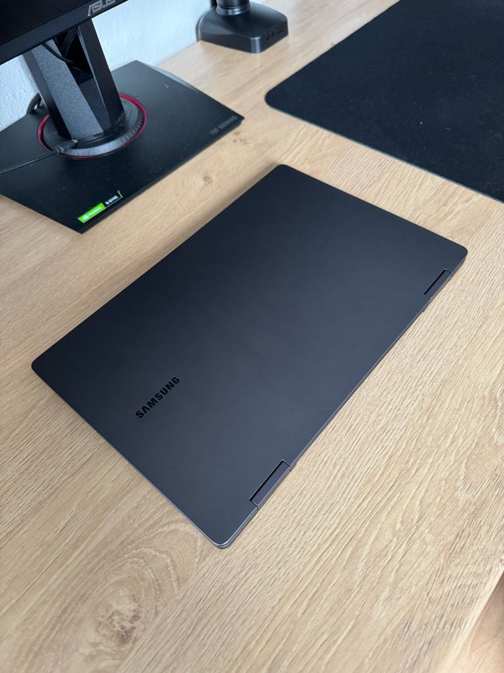 Samsung Galaxy Book3 360, Intel