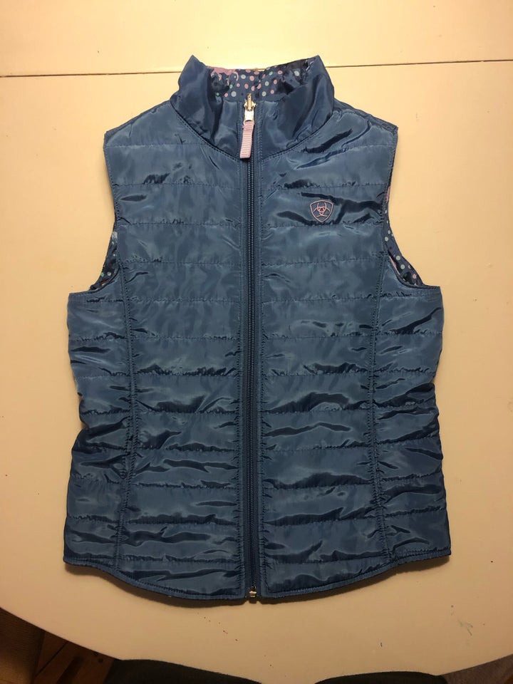 Ridevest, Ariat Ridevest, str. 140