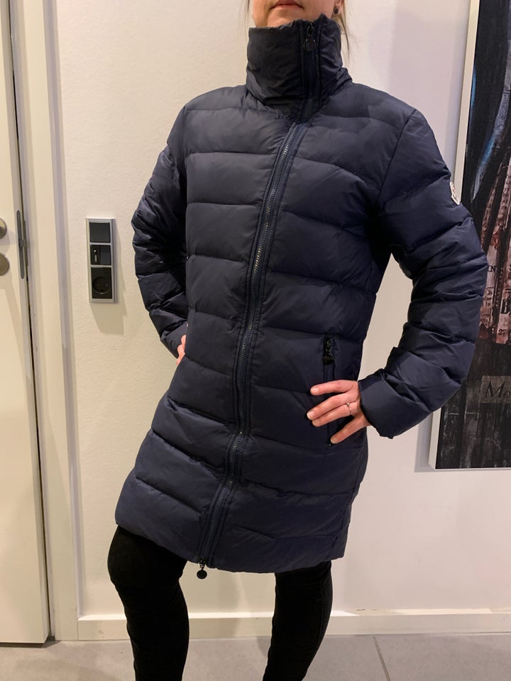 Dynejakke, str. 38, Moncler