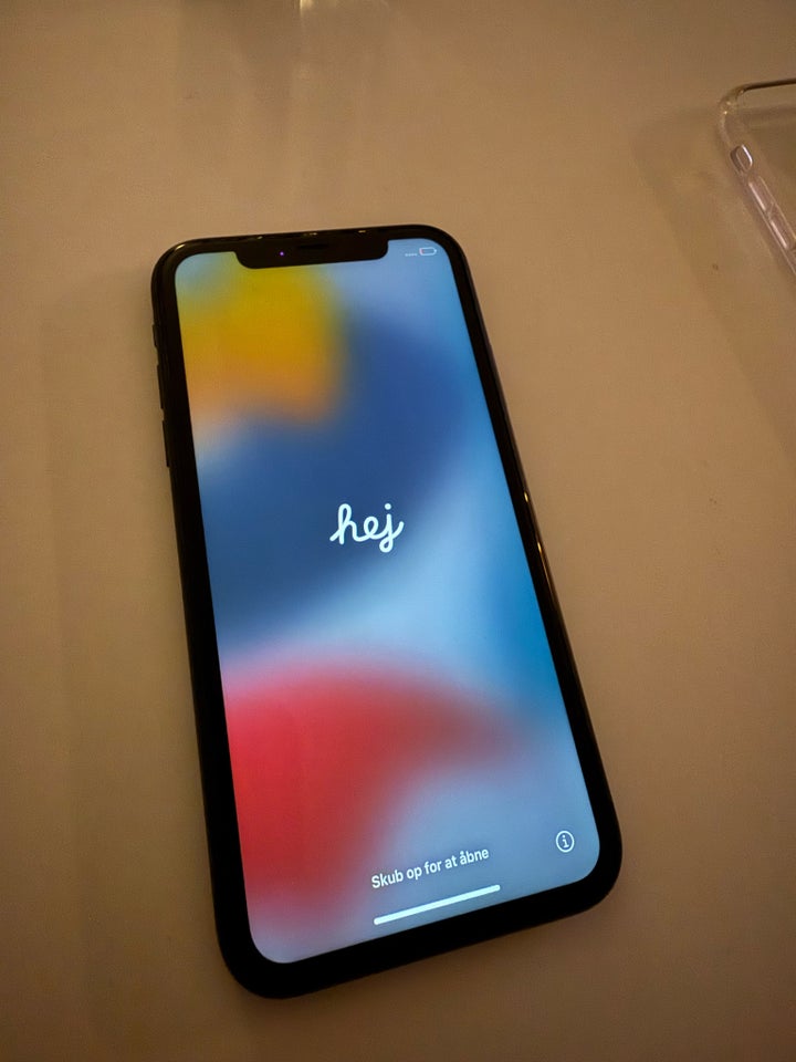 iPhone 11, 64 GB, sort