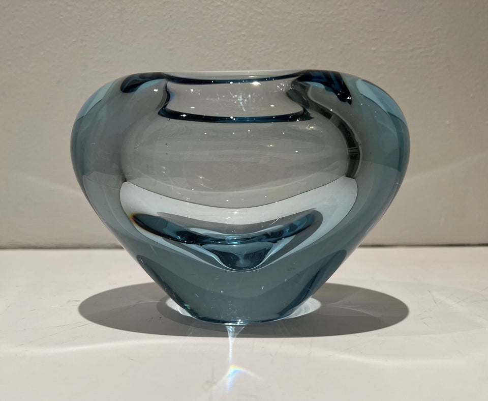 Glas Vase mellem stor hjerte vase