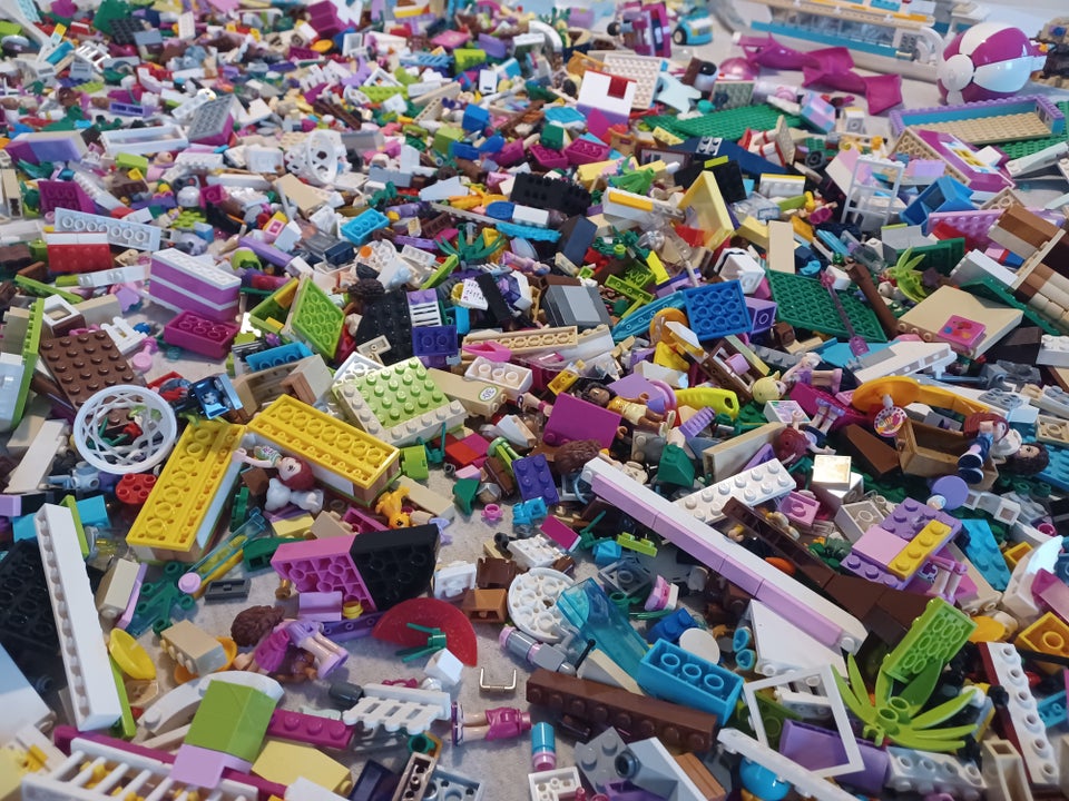 Lego Friends, Mega samling