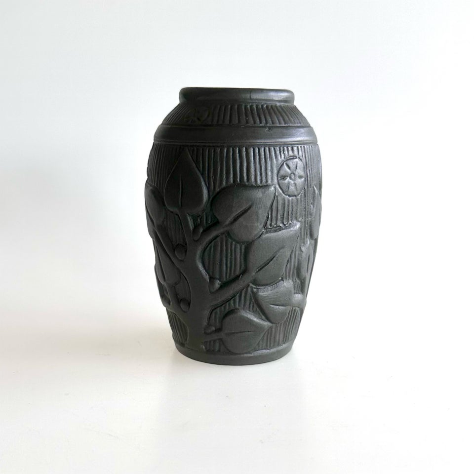 Hjorth vase Sort terracotta 110