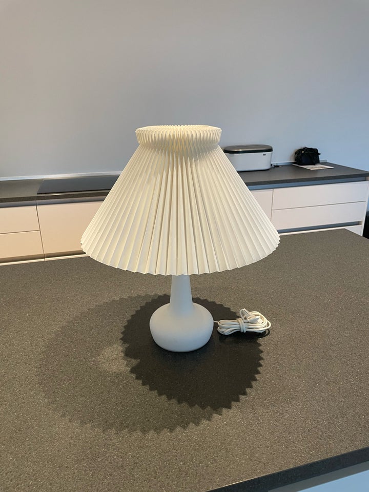 Anden bordlampe, Le Klint model 311