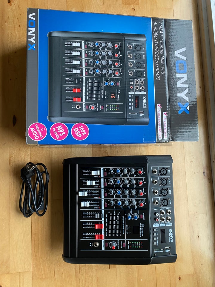 Power mixer 2 x 500 watt VONYX